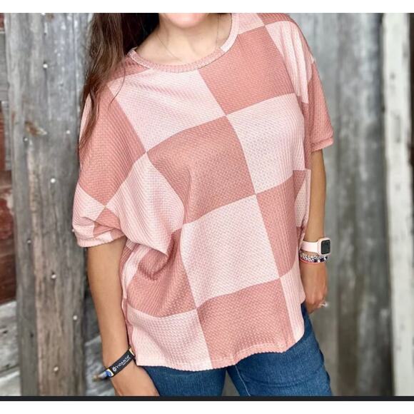 HOPELY Women's Pink Checkered Waffle Knit Top Medium NWT - Picture 1 of 6
